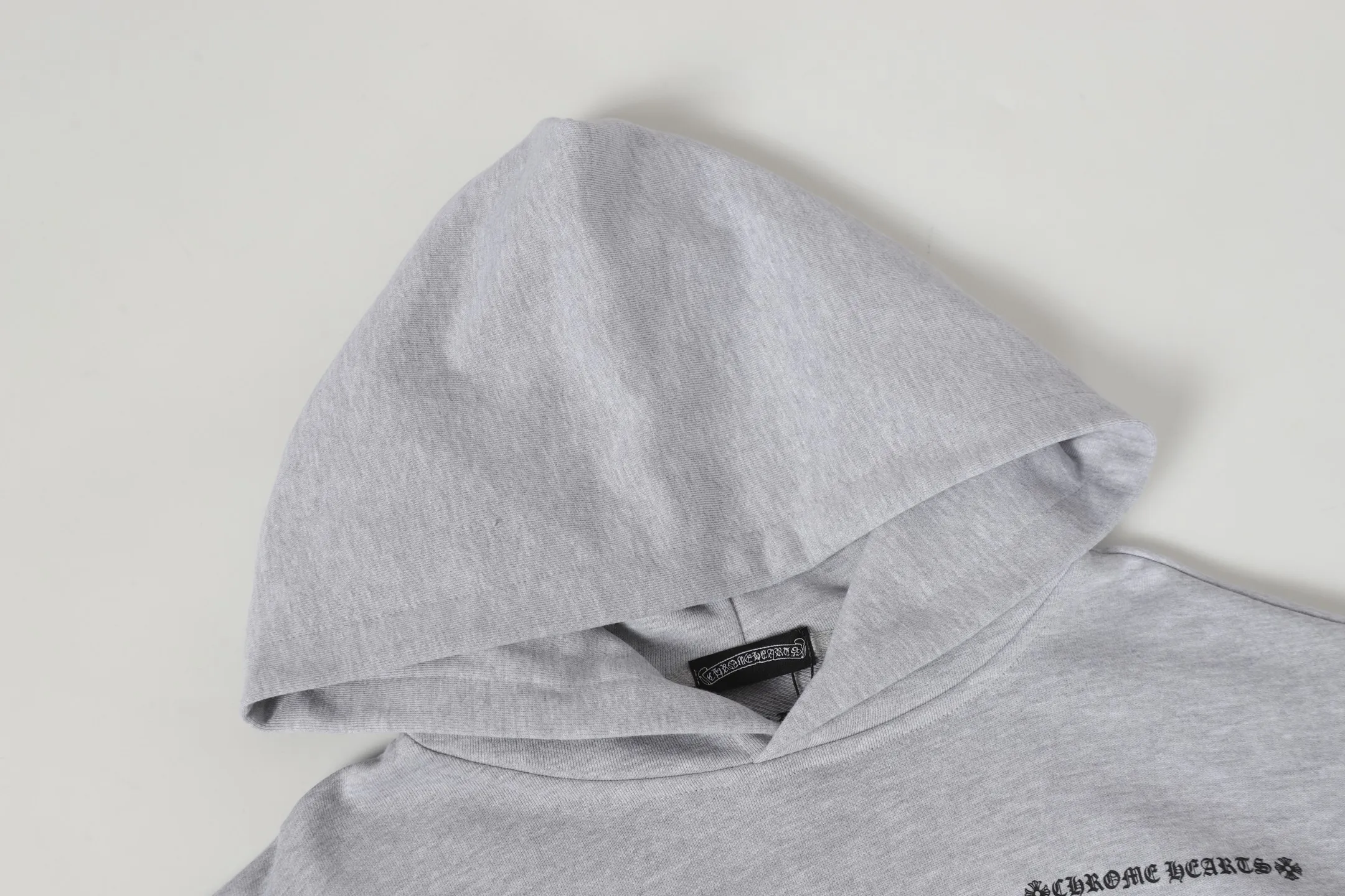 P240 L3109 Cross-border model, please do not place an order if you are pursuing quality - Chrome Hearts/Chrome Hearts pink Sanskrit letter printed hooded sweatshirt - High weight, high density, high quality, soft, delicate and skin-friendly wool, soft and silky to the touch, excellent warmth and skin-friendly properties - Custom-woven and custom-dyed, no color difference, no matter the fabric or workmanship details, beat the ordinary version on the market -Colour: gray -Size: S M L XL